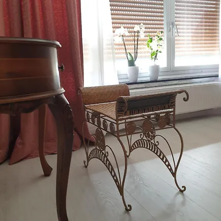 Mit Charme Sonne Проживание в семье